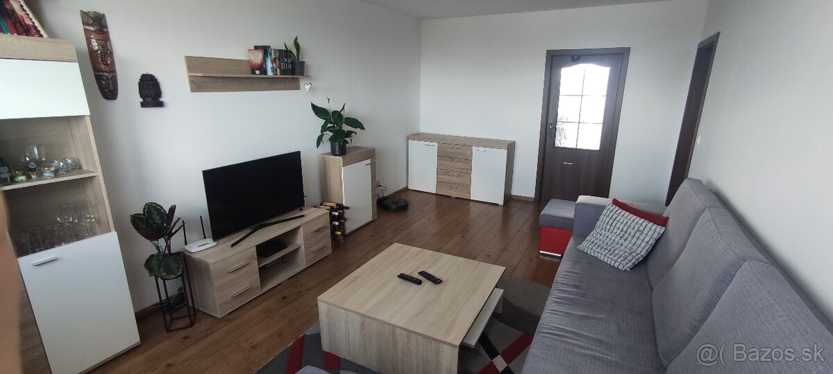 Prenájom 3-izbový byt - 5