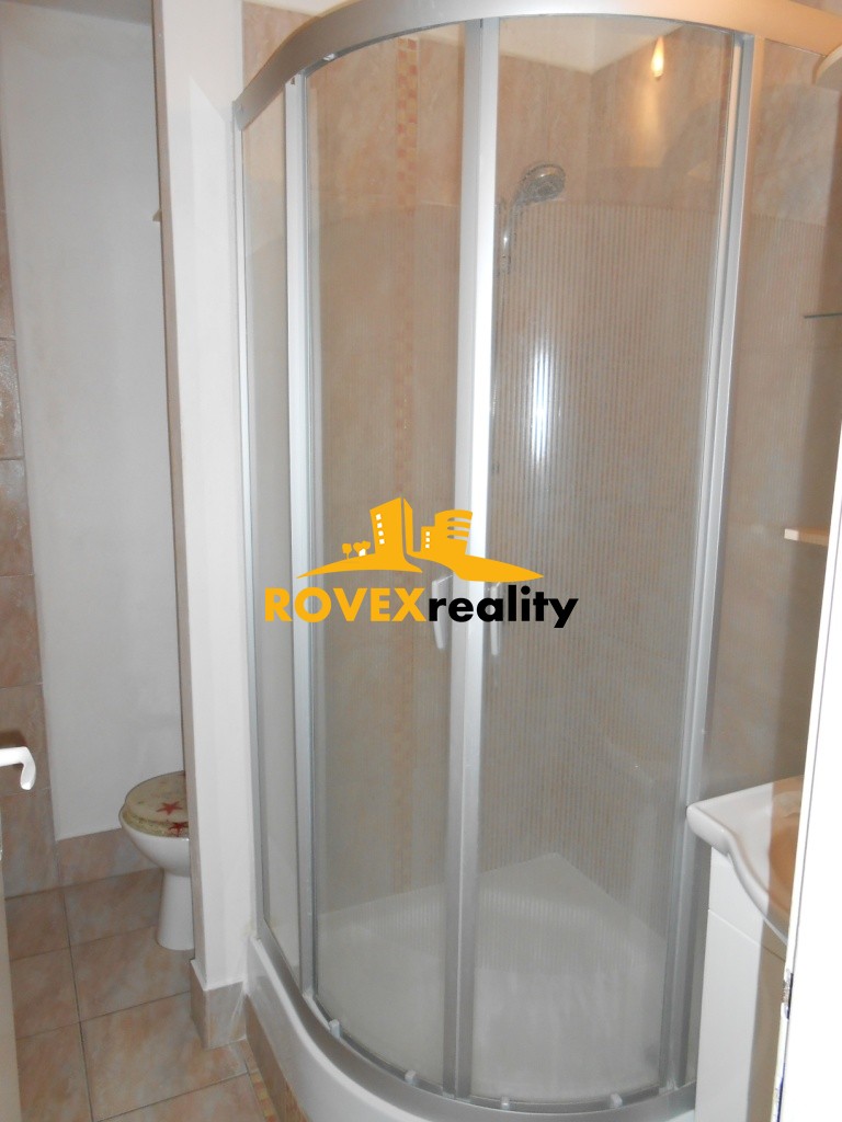 Jednoizbový veľkometrážný byt,Partizánske, podnájom - 5