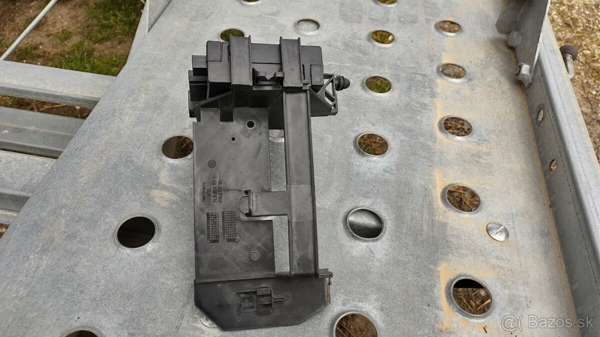 TOUAREG 7L 8E0907383A RJ Ťažné zar. - 5