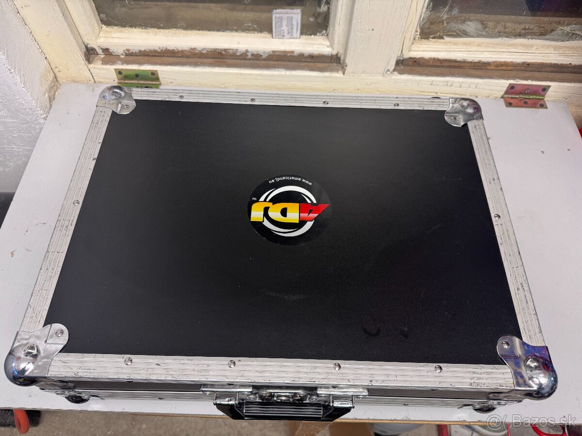 Predám Showtec Creator Compact s case - 5