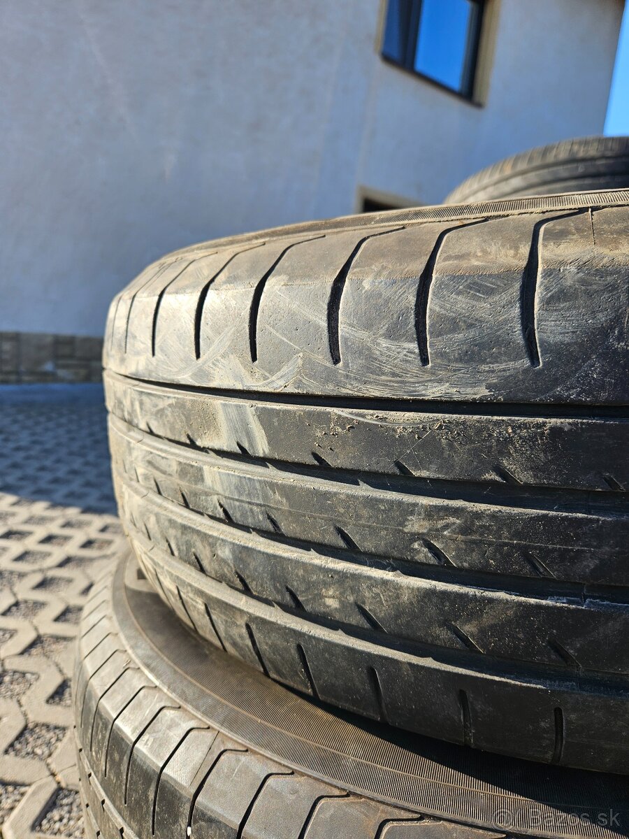 Pneumatiky 235/60 R18 - 5
