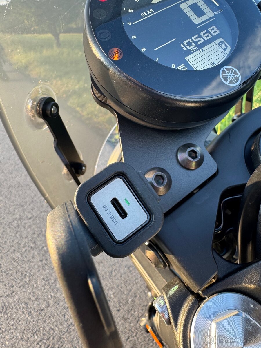 YAMAHA XSR 700 (2022) - 5