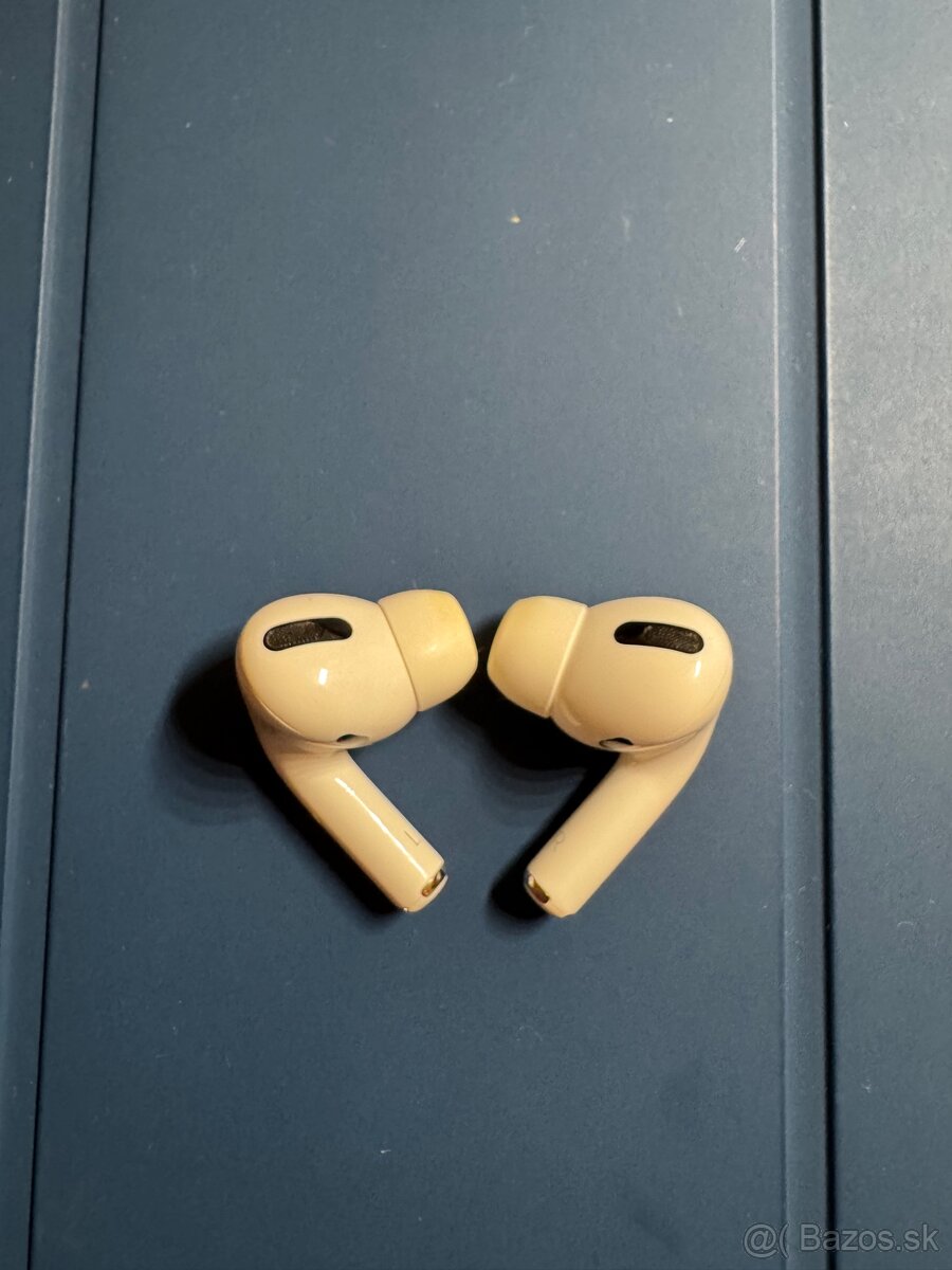 AirPods pro 1. generácia - 5