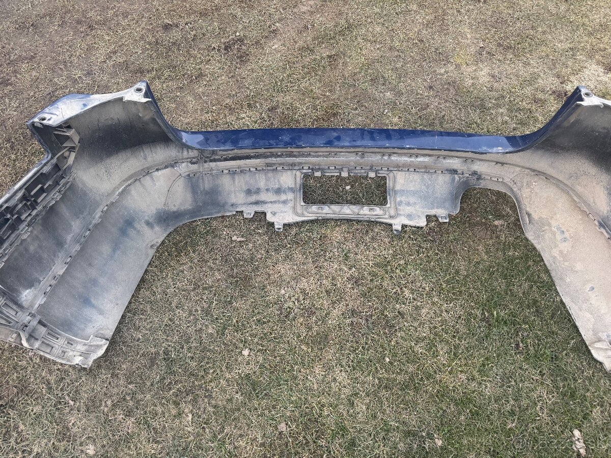 Zadný naraznik vw passat b6 combi - 5
