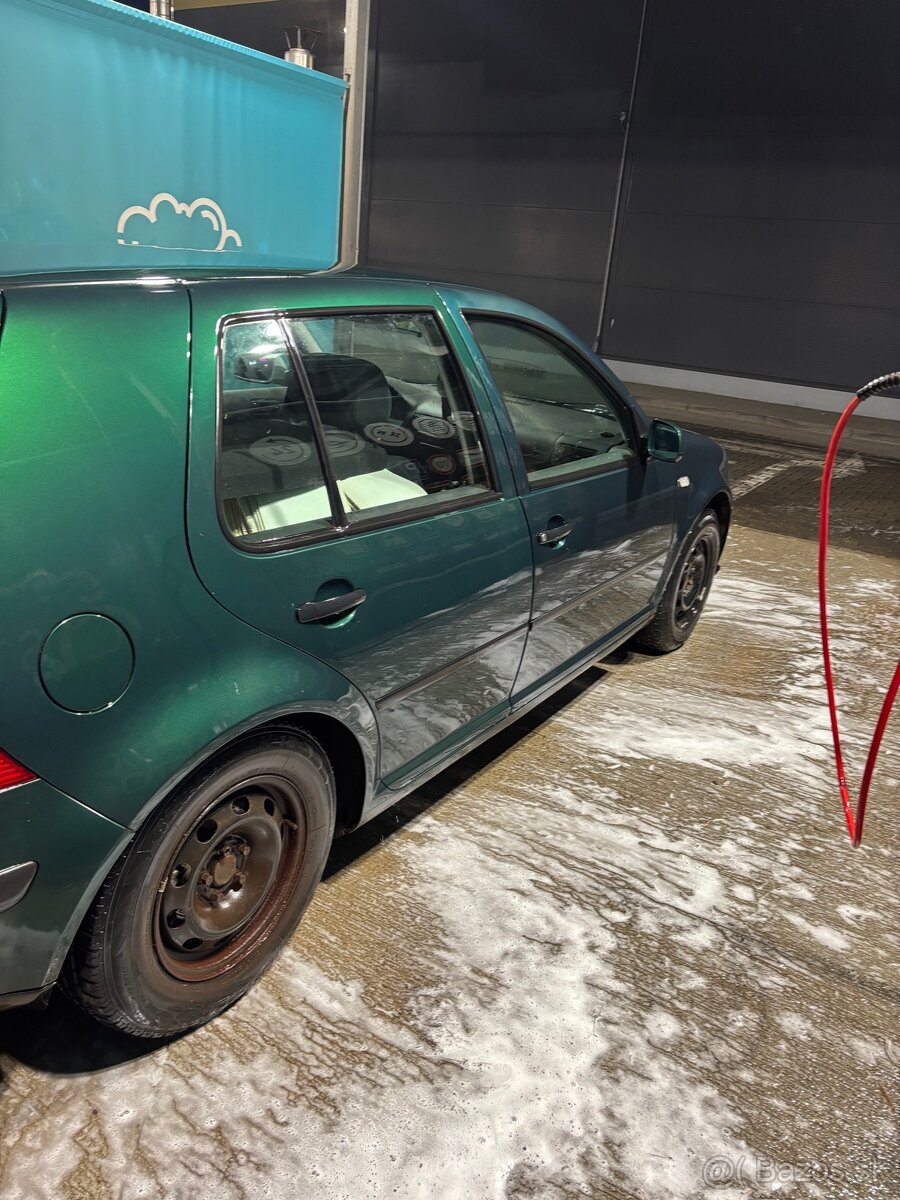 PREDÁM / ROZPREDÁM VW GOLF 4 1.6 74kw - 5