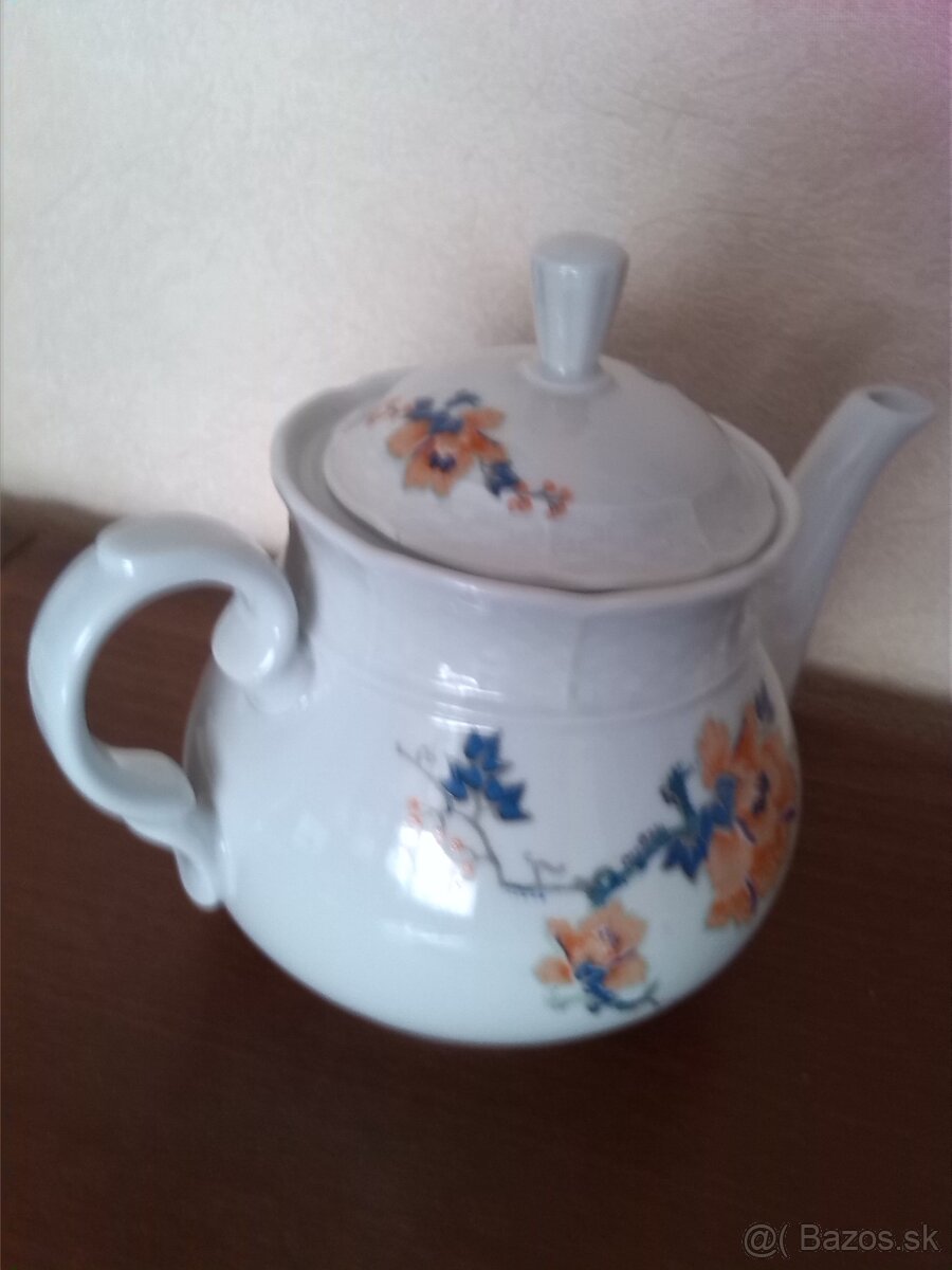 Porcelánové čajníky 2ks, misa polievková - 5