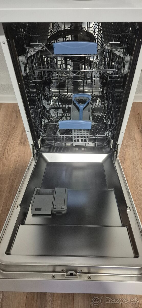 Umývačka riadu PHILCO - 5