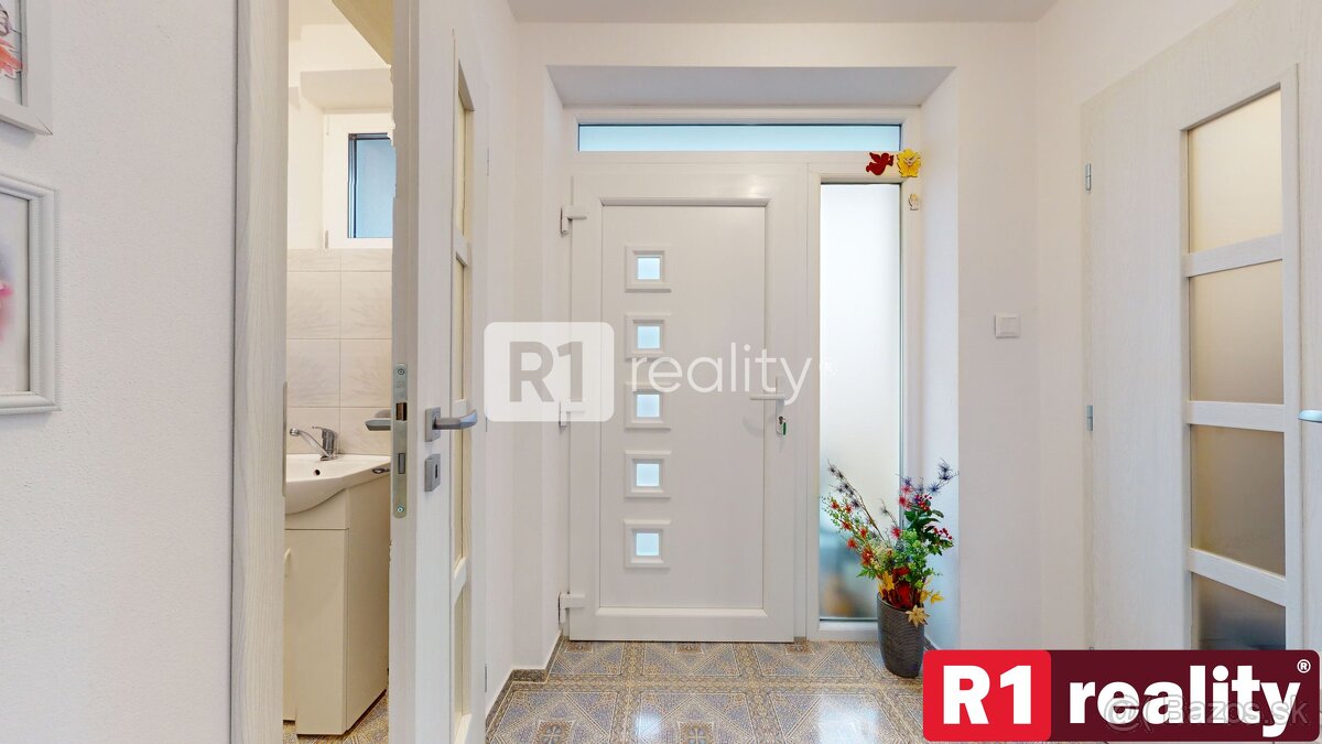 „Váš domov medzi prírodou a eleganciou" /Pekné 4 izbové býv - 5