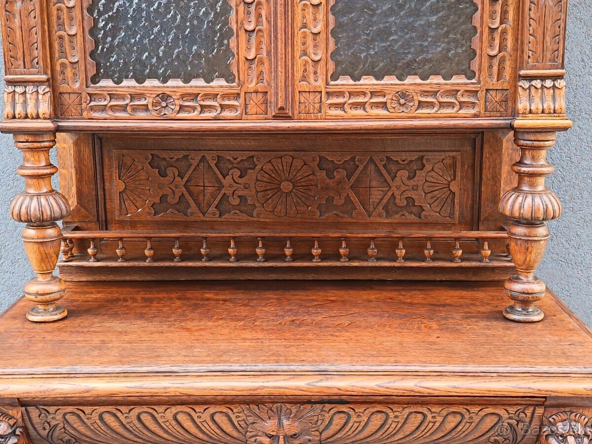 starožitný príborník - 5