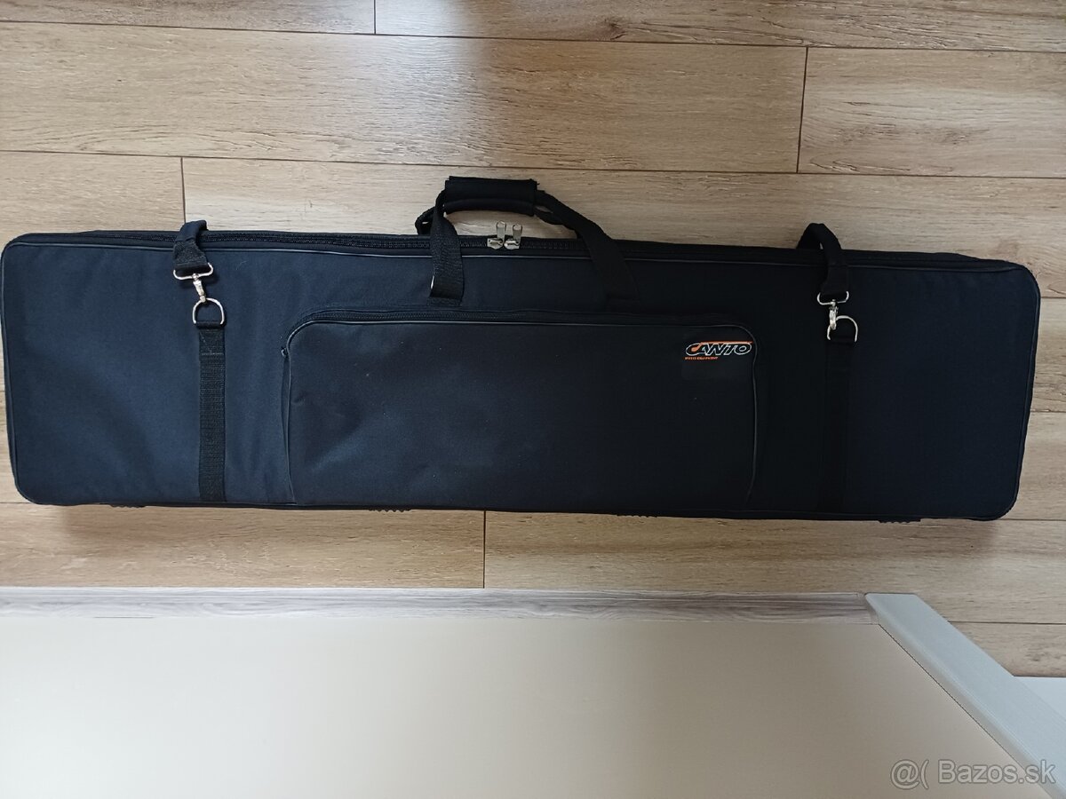 Predám KORG TR76 - 5