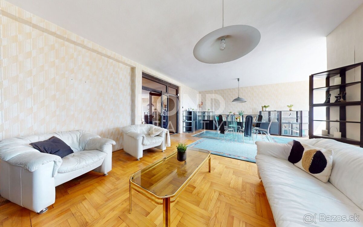 Jedinečná investičná príležitosť na Hradnom kopci. Luxusný r - 5