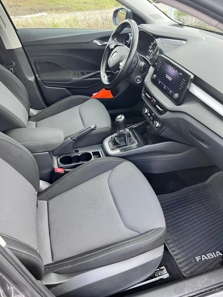 Škoda Fábia 4 81KW - 5