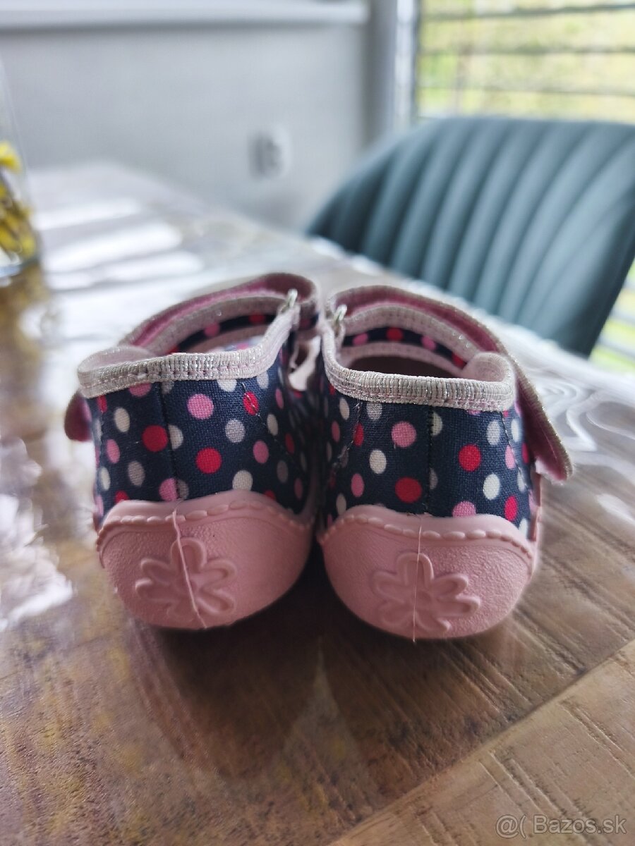 Dievčenské topánky/papučky - 5