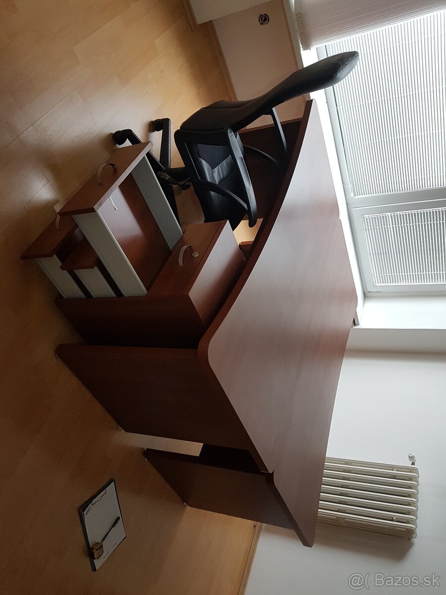 predam kancelarsky nabytok kniznica stoly - 5