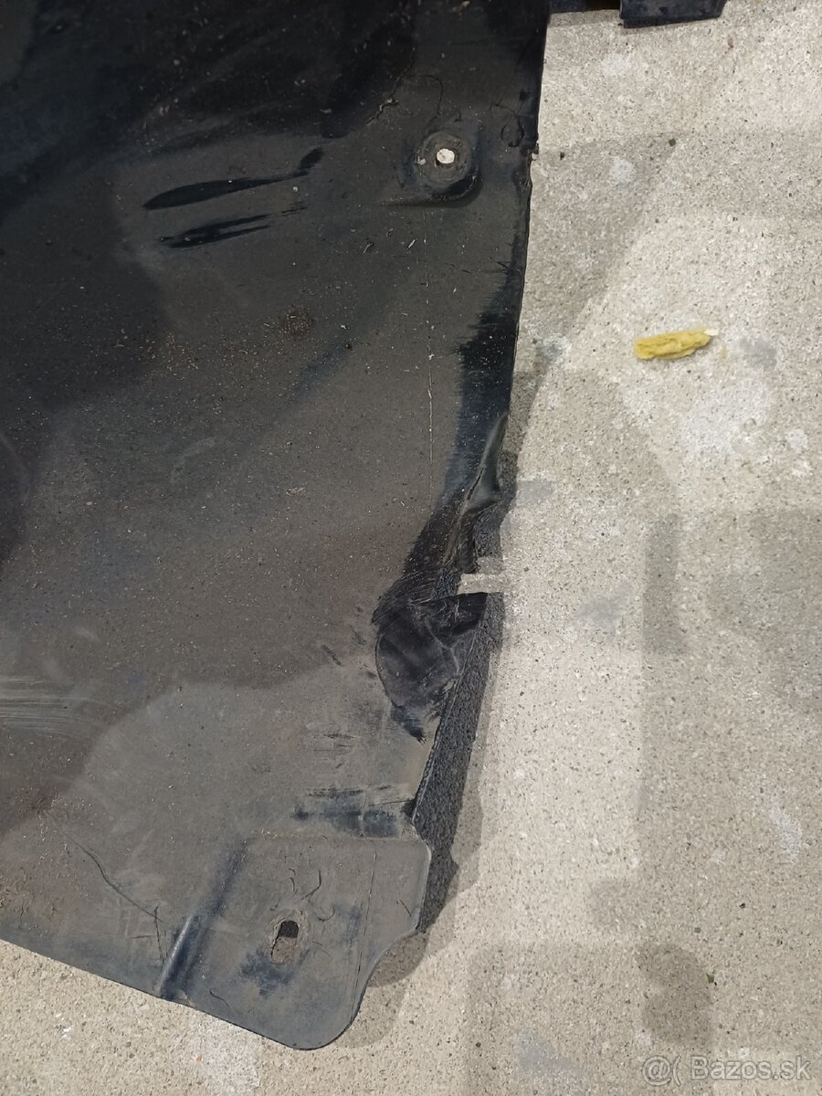 Passat B8 pravý predný podblatník - 5