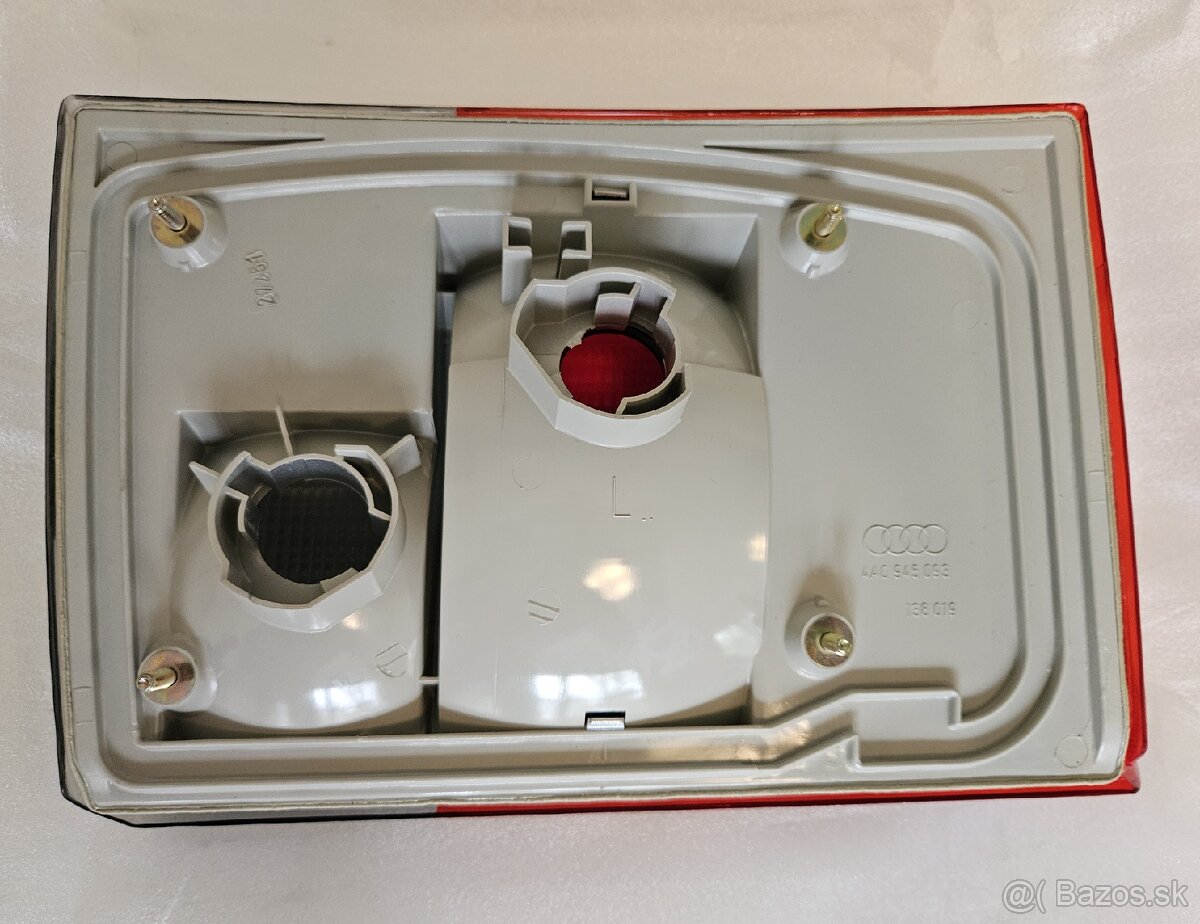 Zadné svetlo Audi 100 C4 - 5