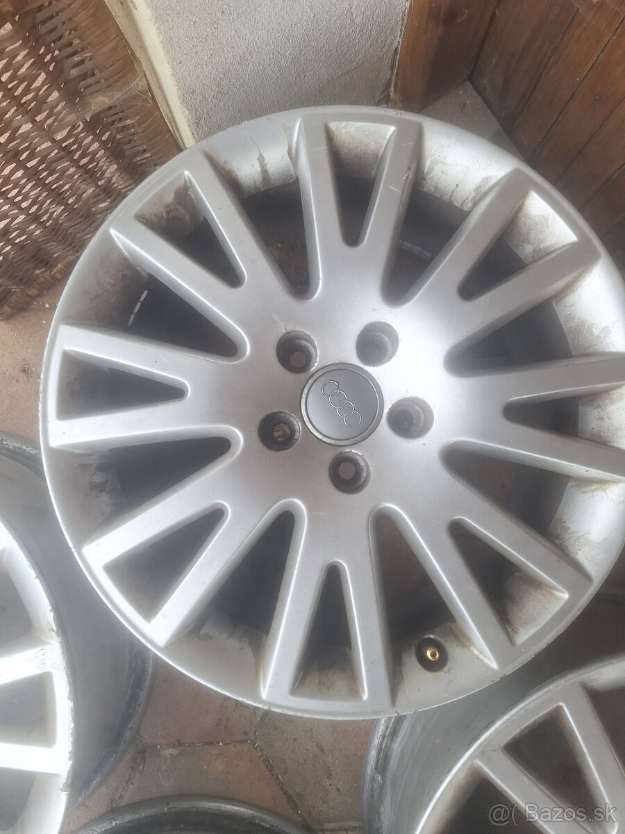 Predam hlinnikove disky R17 AUDI 5X112 - 5