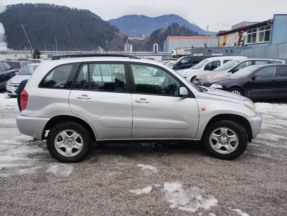 Toyota RAV4 1.8 VVTi predny pohon - 5