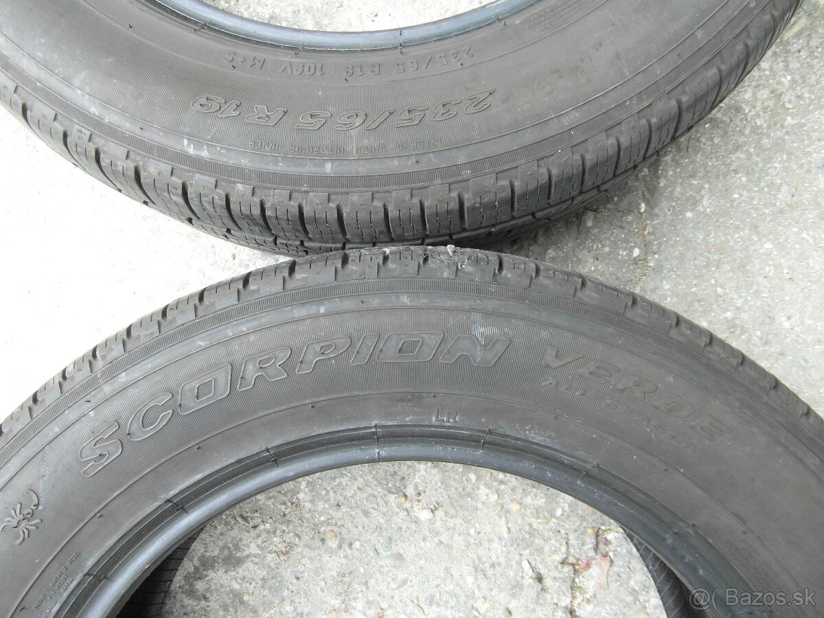 235/65 R19