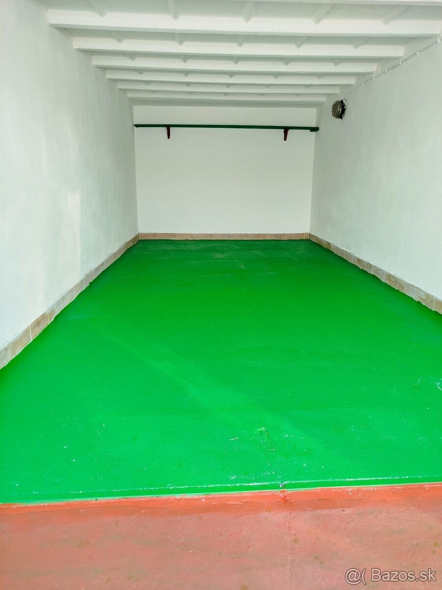MUROVANÁ GARÁŽ NA PRENÁJOM - 5