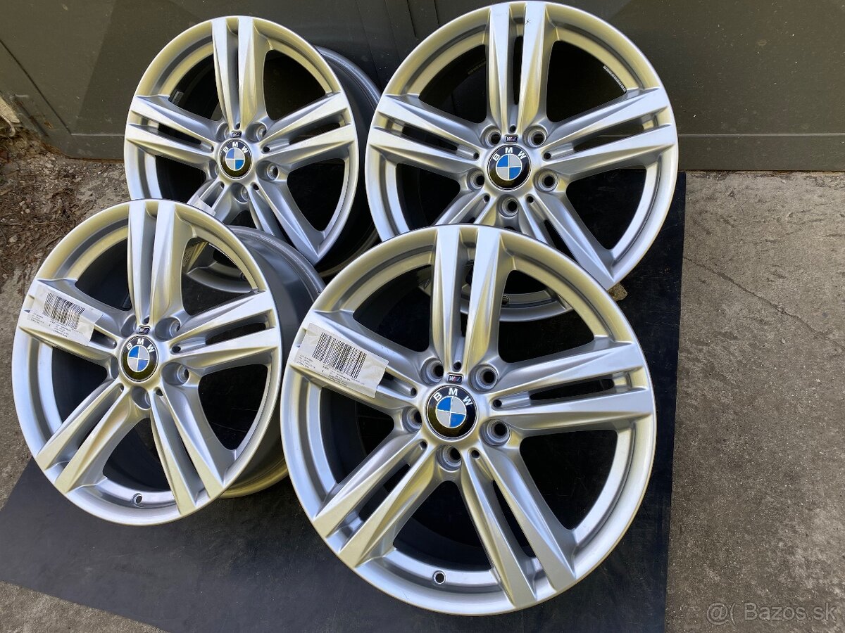 R18 ®️ Originál BMW Mpacket 5x120 ET45 / 52 - 5