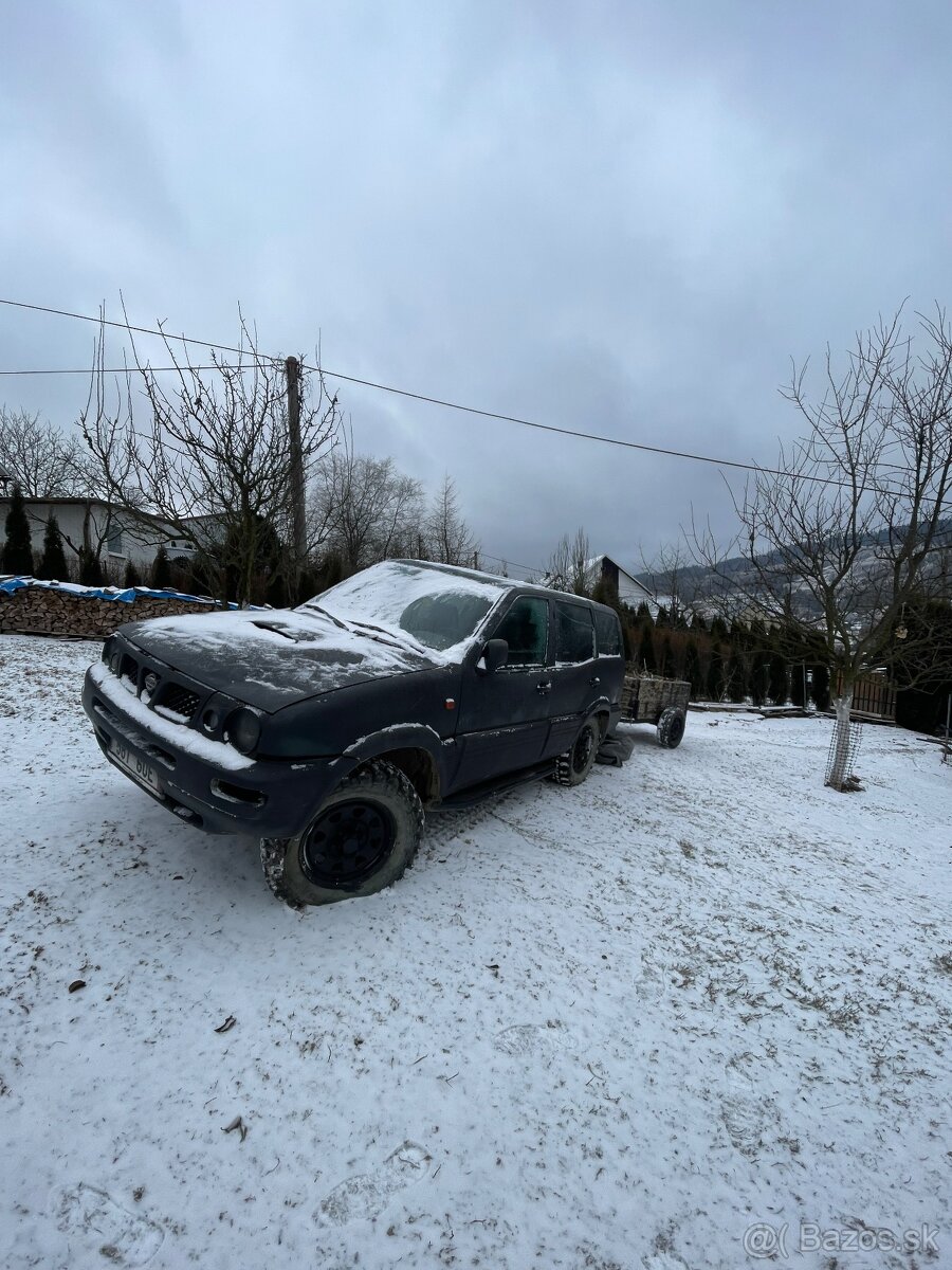 Nissan Terrano 2.7td - 5