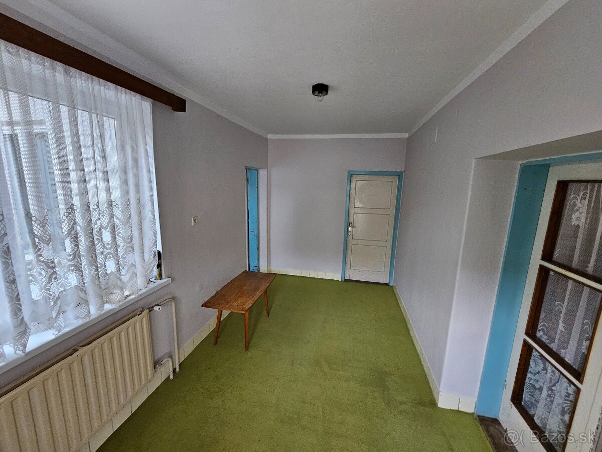Predám rodinný dom vo Veľký Kostoľanoch na pozemku 2158 m² - 5
