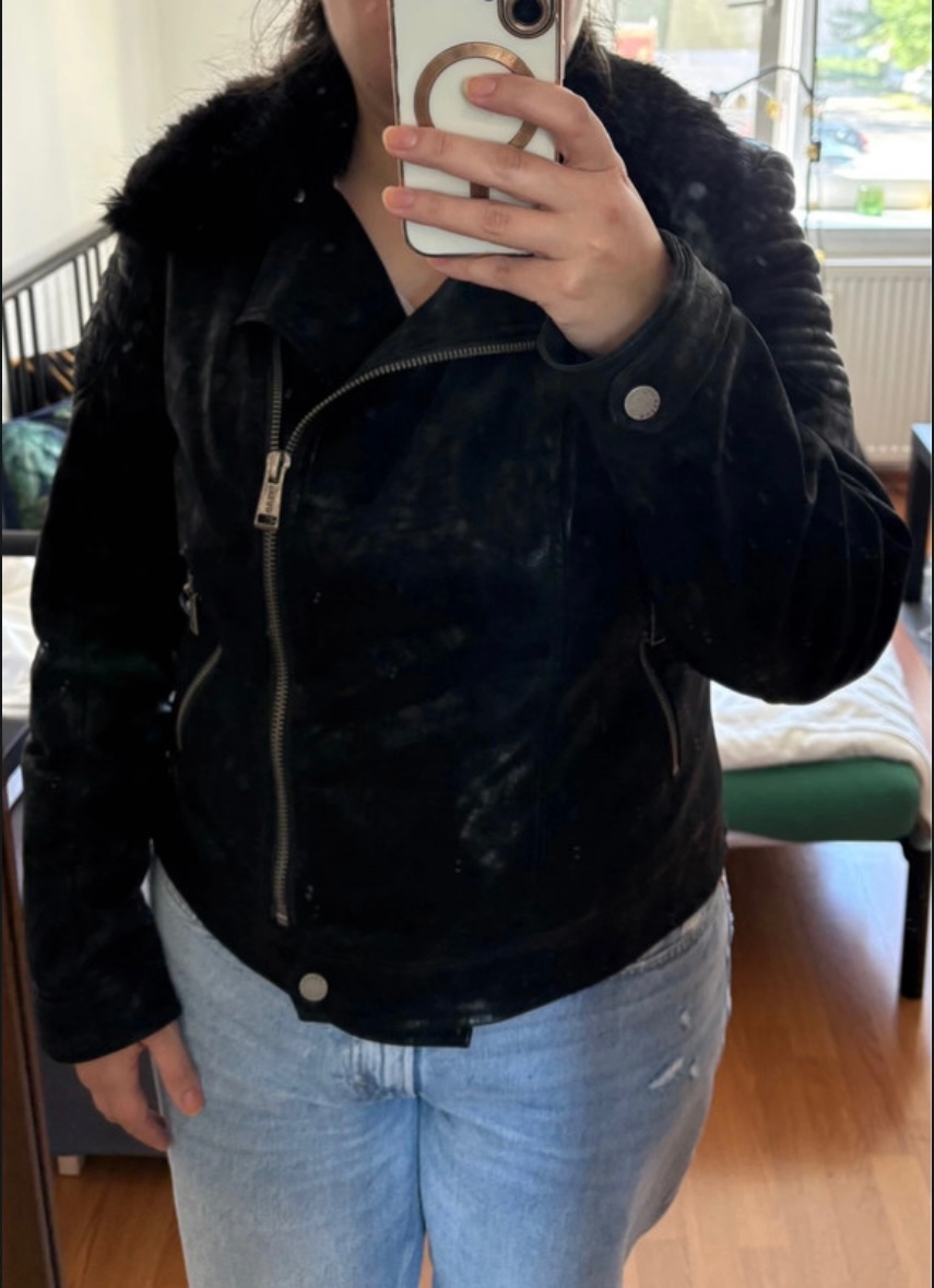 Koženka Guess L čierna - 5