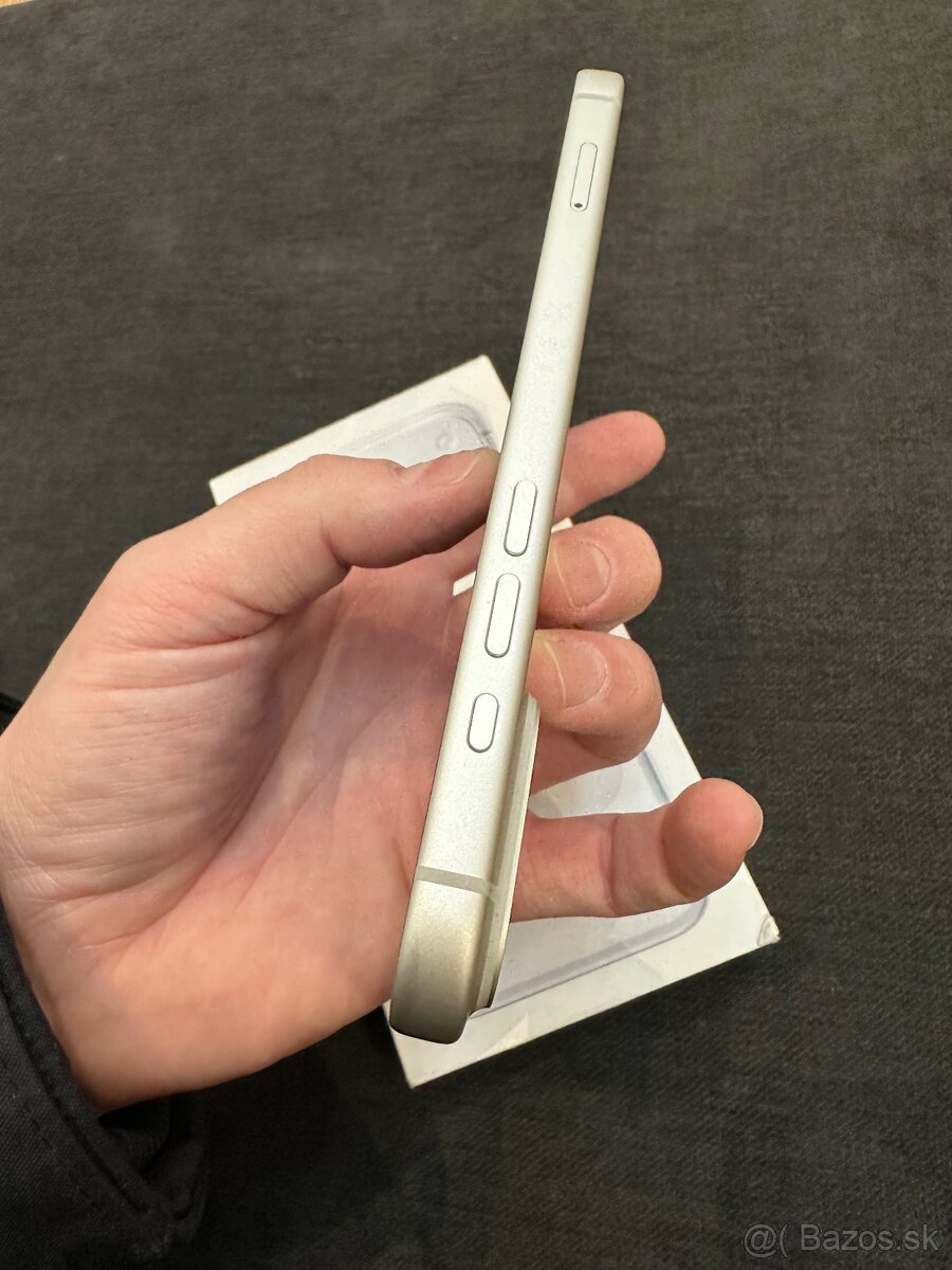 Apple iPhone 17 Pro Max 256GB strieborný - 5