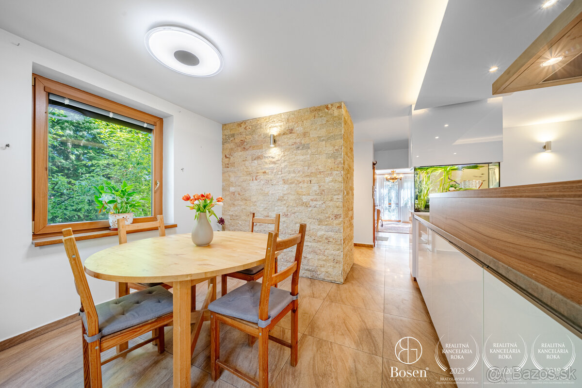 BOSEN | Priestranný rodinný dom s pivnicou, garážou a záhrad - 5