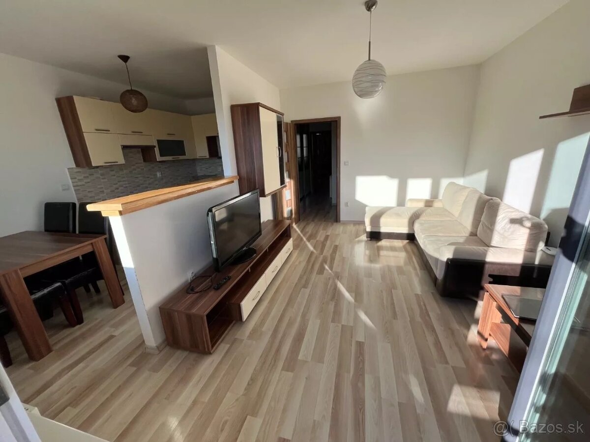 NA PRENÁJOM 2 IZBOVÝ BYT S PARKOVANÍM, TRENČÍN, PRED POĽOM, - 5