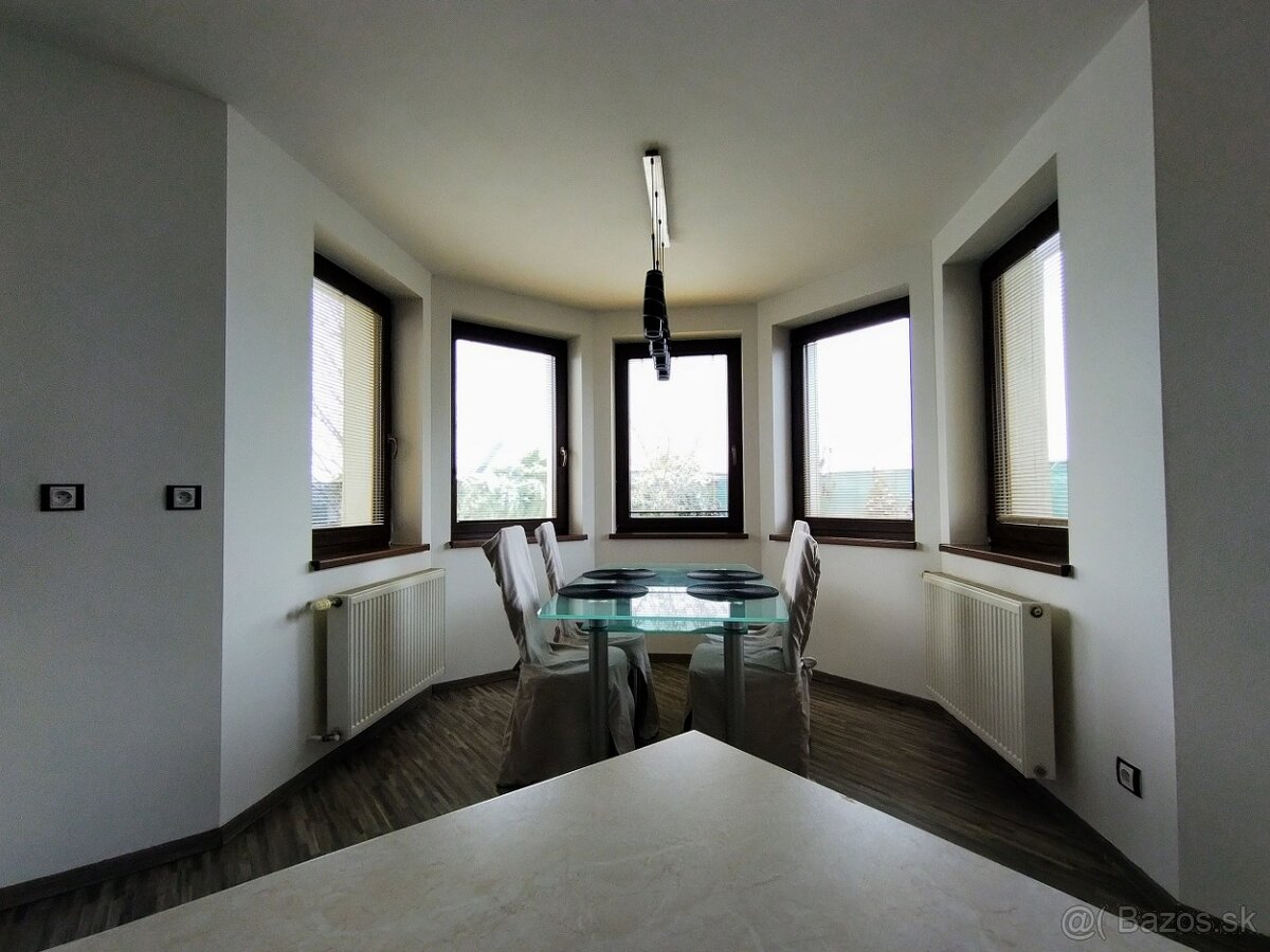 VÝHODNÁ KÚPA - SAMOSTATNÝ RODINNÝ DOM S GARÁŽOU - 5