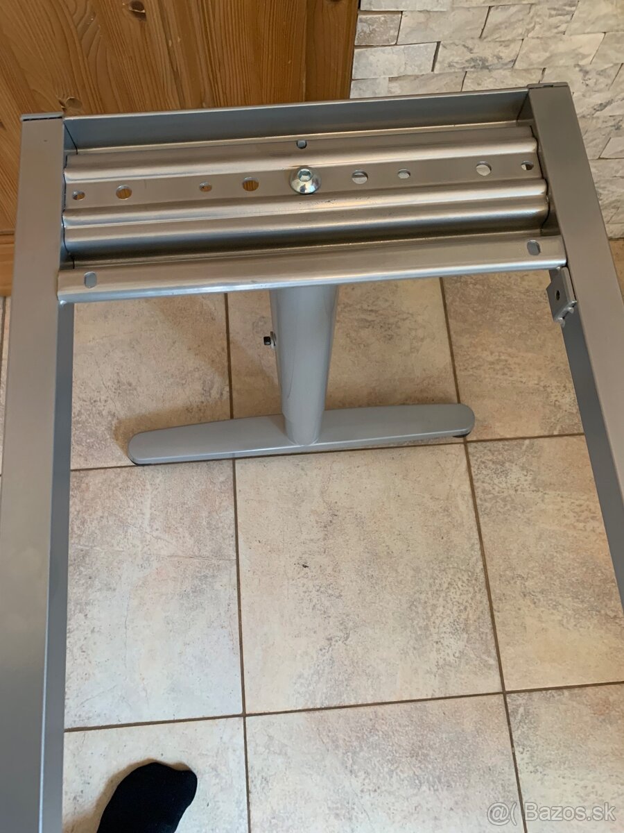 Konštrukcia pod písací stôl - 5