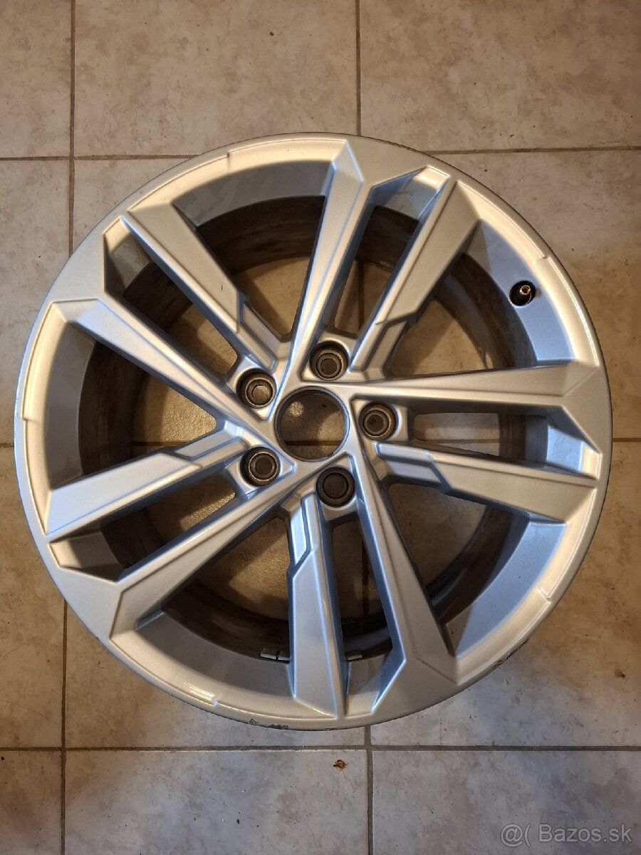 Originál disky audi 8Y0601025E/ ET 46 R 17 - 5