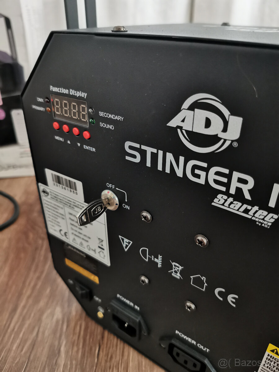 ADJ Stinger II + ovládač - 5