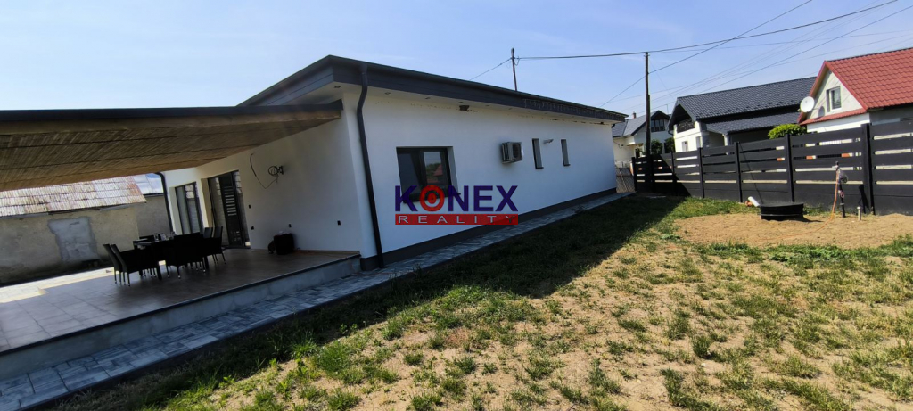 Rodinný dom po komplet rekonštrukcii v obci HRAŇ - 5