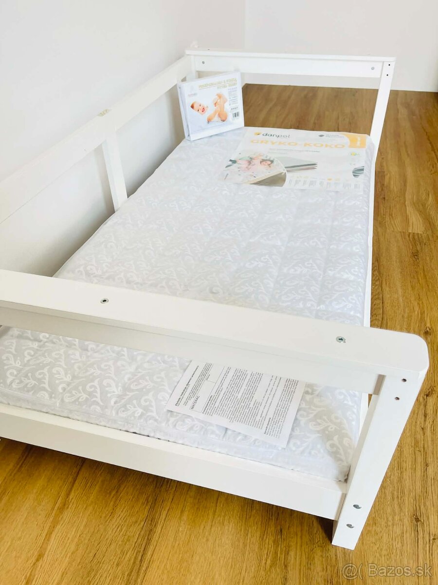 NOVÁ detská posteľ z masívu + antialergický matrac + plachta - 5