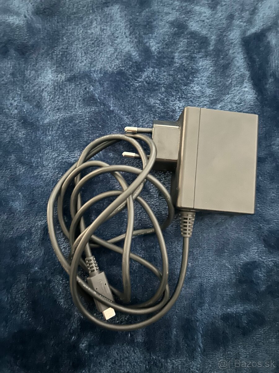 NINTENDO SWITCH LITE + HRY - 5