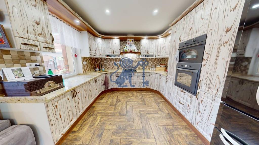 4-izbový rodinný dom v tichom prostredí - 5