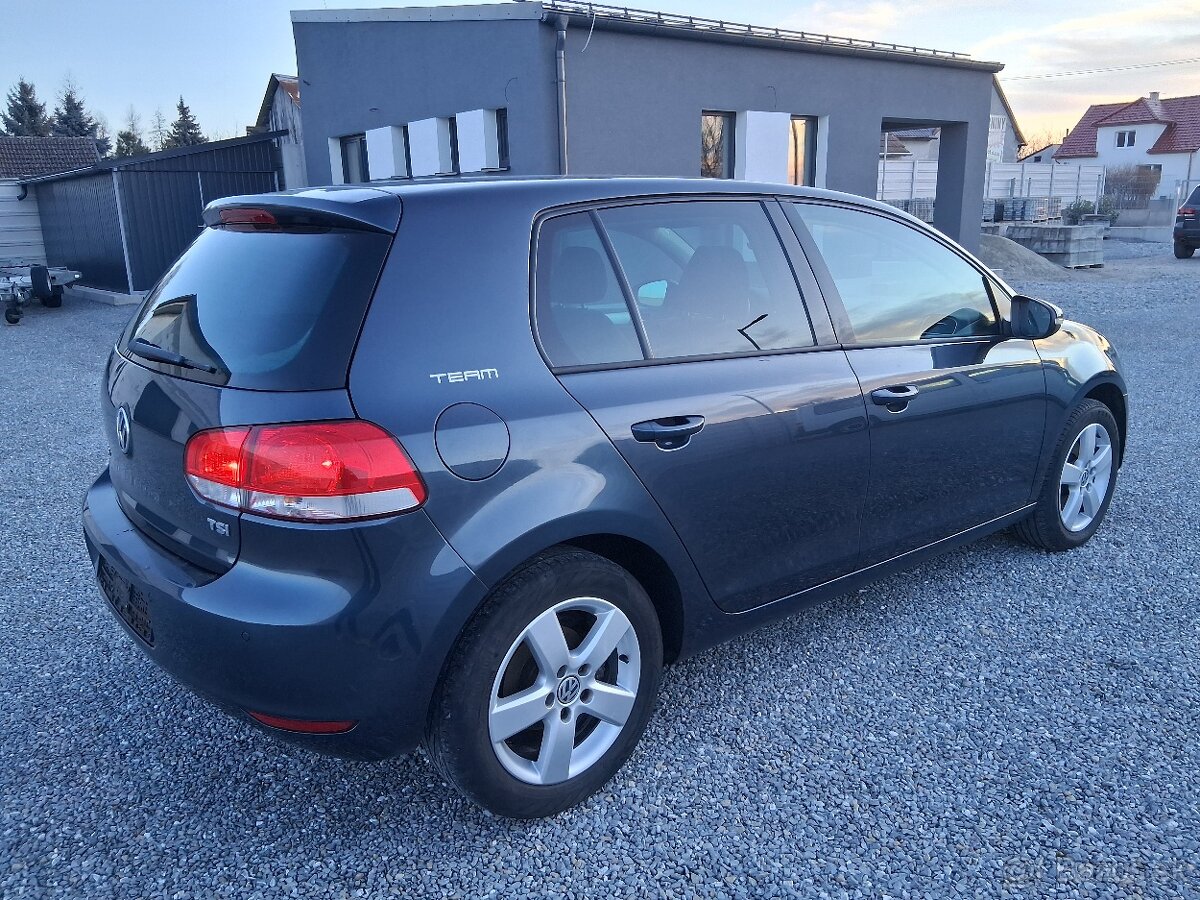 Volkswagen Golf 6 - 5