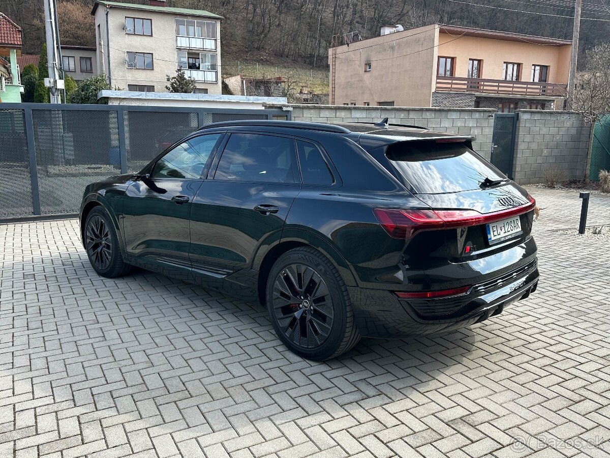 Audi Q8 e-tron 55 S line quattro - 5