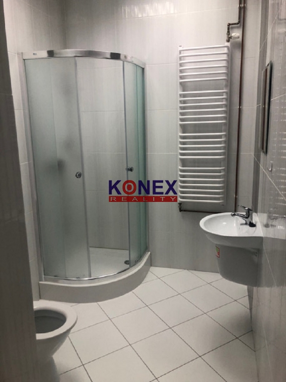 NA PREDAJ TROJPODLAŽNÝ POLYFUNKČNÝ OBJEKT V SNINE - 5