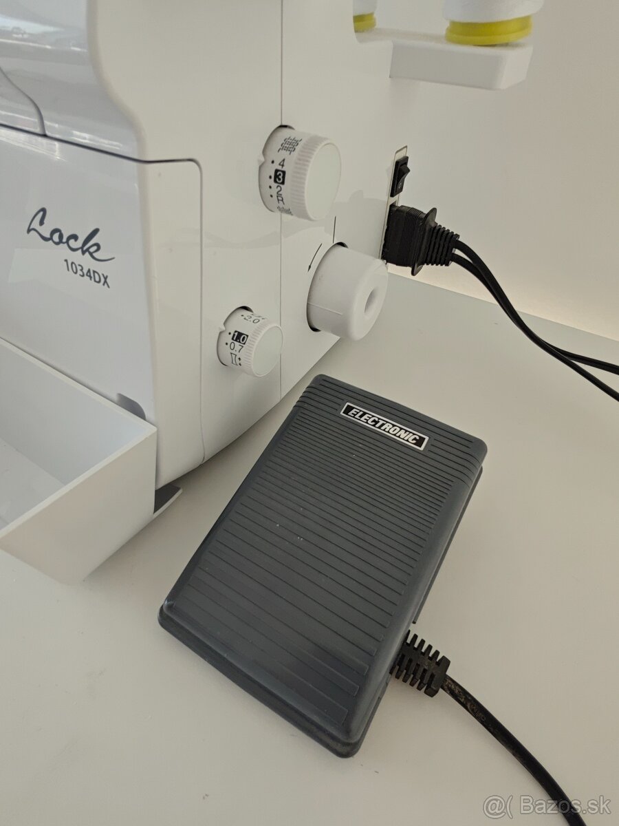 Brother Lock 1034DX - 5