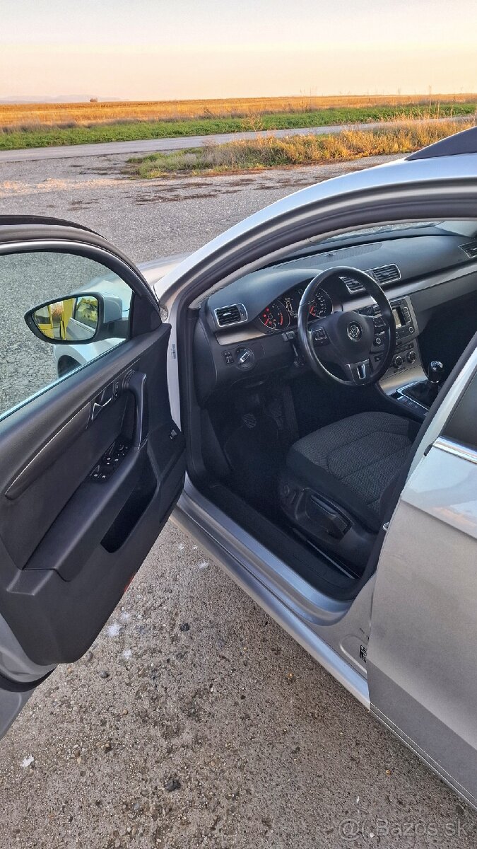 Volkswagen Passat 2.0TDI 180tis. 2013 - 5