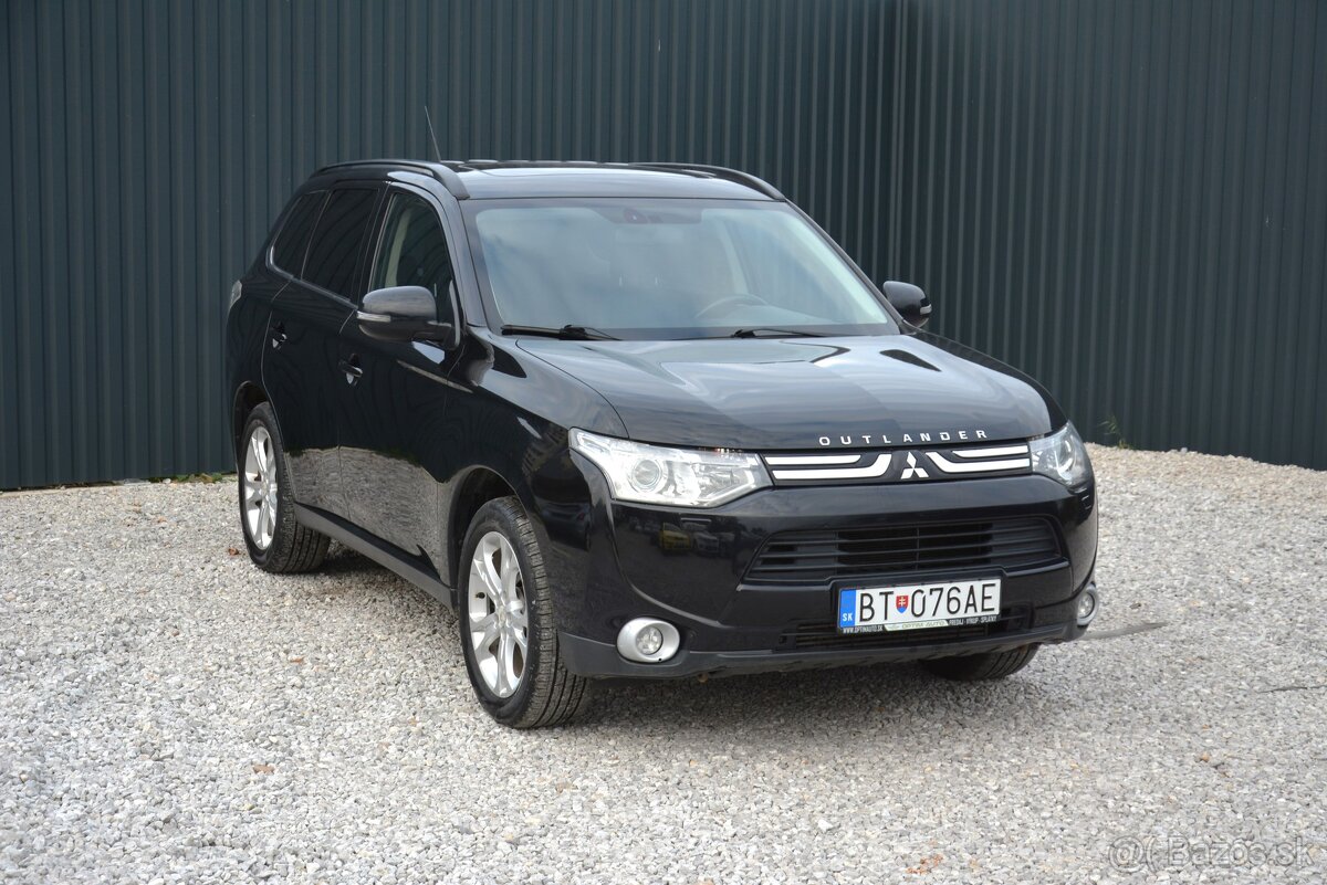 Mitsubishi Outlander 2.20 SR. voz, 7miestne - 5