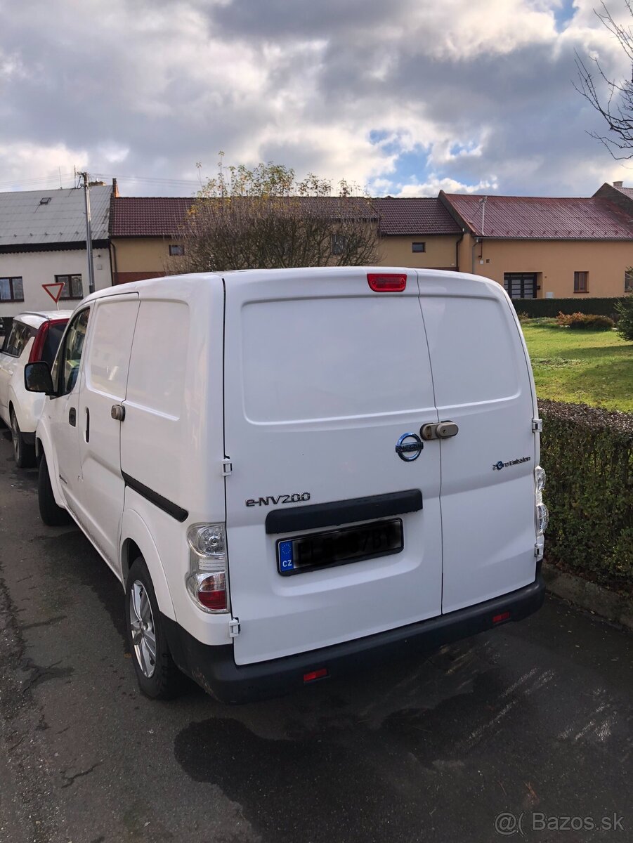 Predám Nissan E-NV200 s 40kWh batériou. - 5