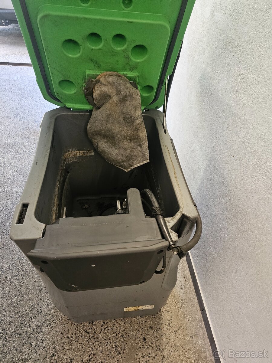 Dielensky umyvaci stol - 5