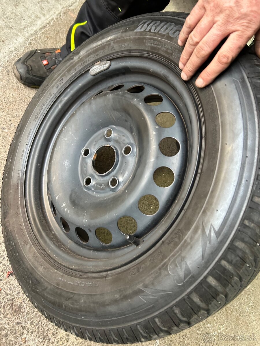 Zimné pneumatiky Bridgestone + disky - 5