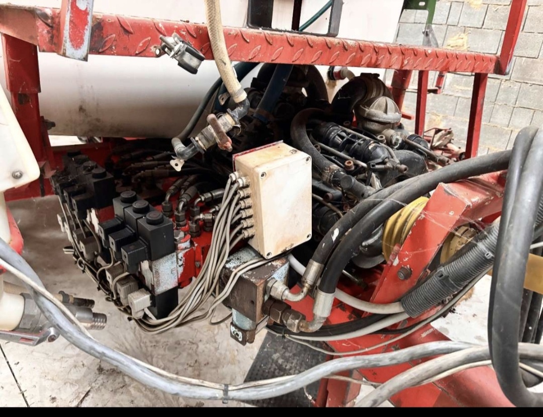 Postrekovač chémie 3000l - 5