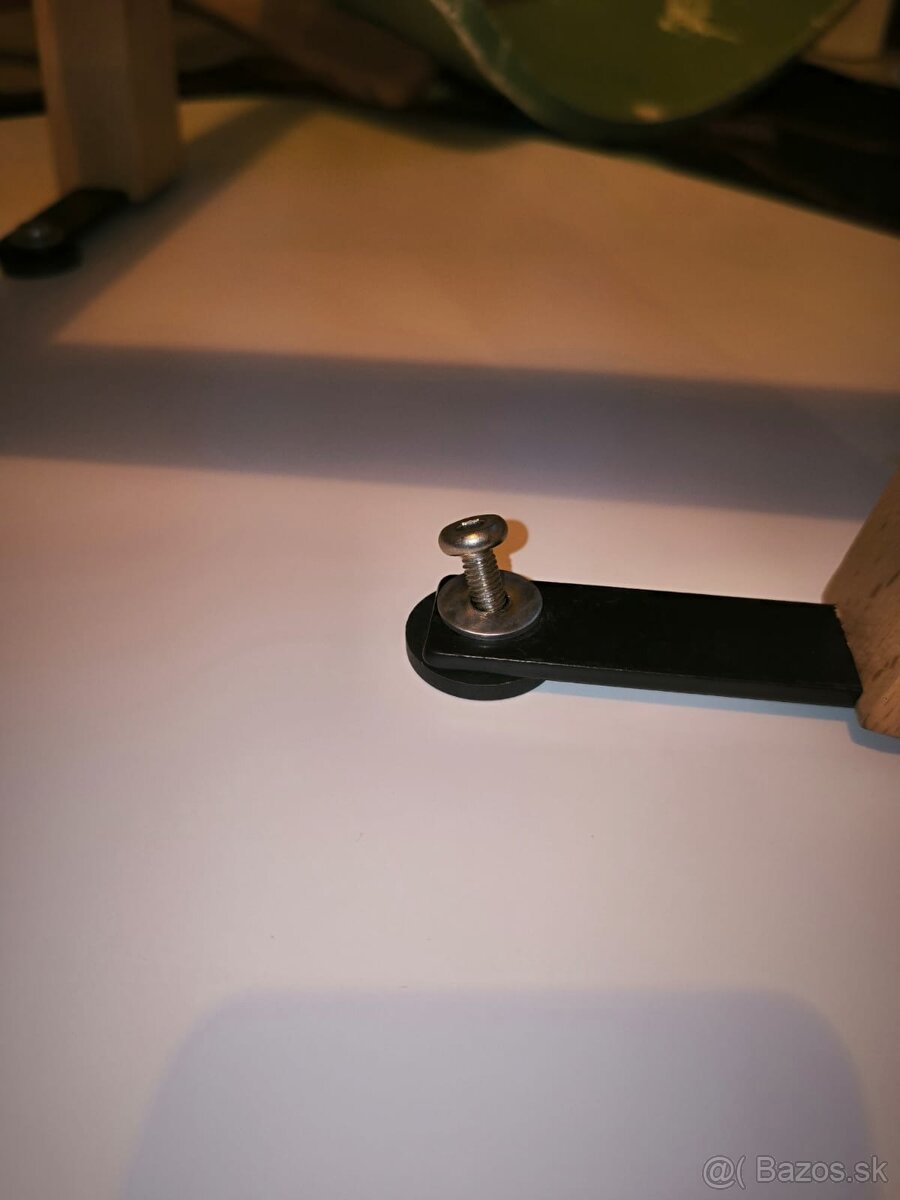 Jedálenský stôl 80x80x75 - 5